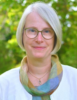 Ansprechpartnerin Pfarrerin Ulrike Menzel